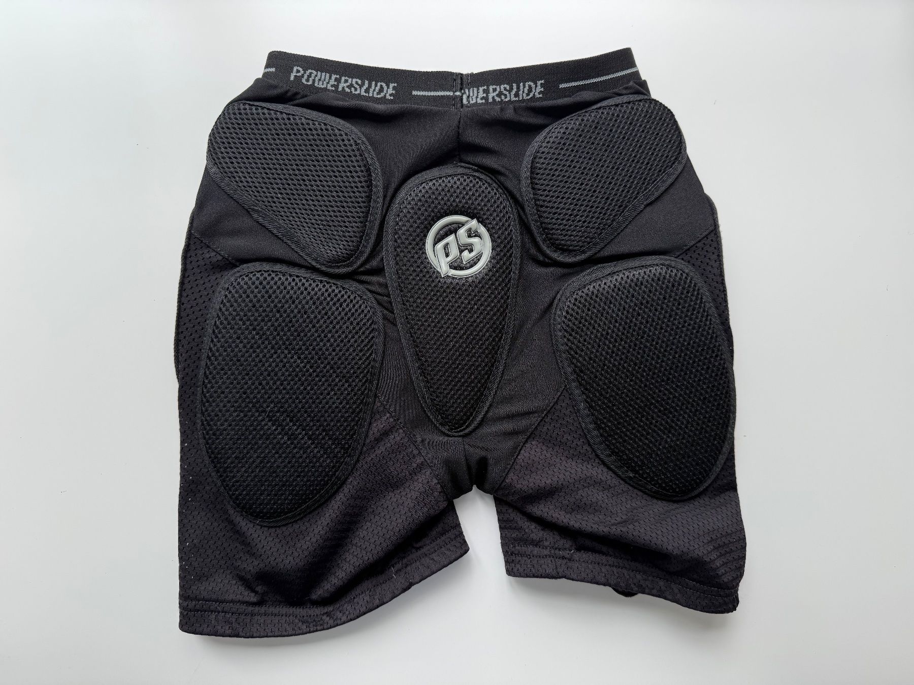 Protezioni & Imbottiture: Powerslide Protektorenshorts Gr S, neuwertig – Usato da Cham venduto da Karabase 1