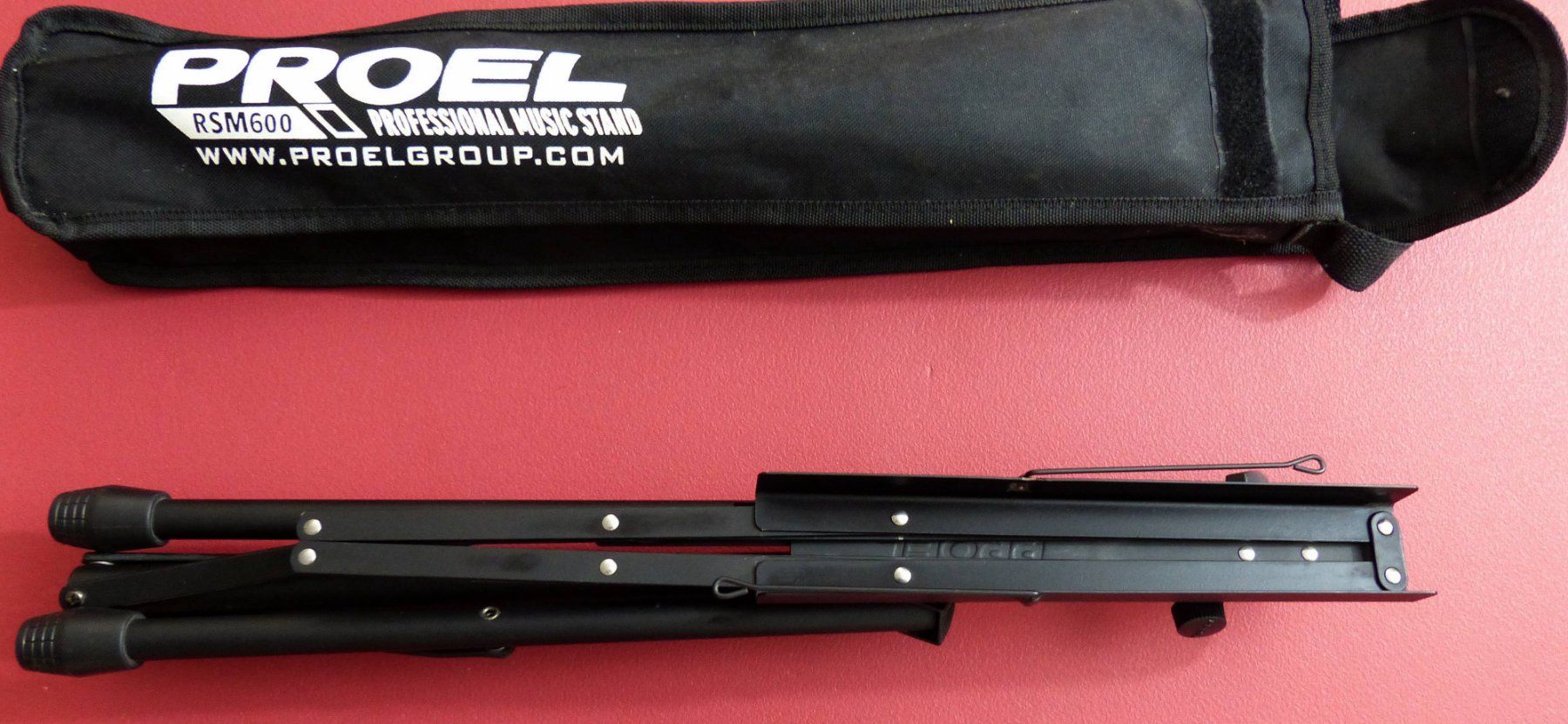 Supporti per strumenti musicali & leggii: PROEL RSM 600 PROFESSIONAL MUSIC STAND – Usato da Lugano venduto da YouWantUS 2