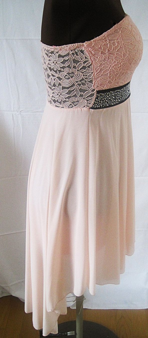 Vestiti: Romantisches High-Low-Kleid mit Strass-Taillenband – Usato da Rickenbach Sulz venduto da Sodeli23 3