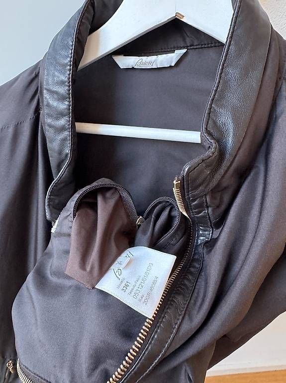 Brioni Giacche: Brioni Luxury Jacket Leather Trim - Size XL – Nuovo (secondo la descrizione) da Schübelbach venduto da Rahnmont 3