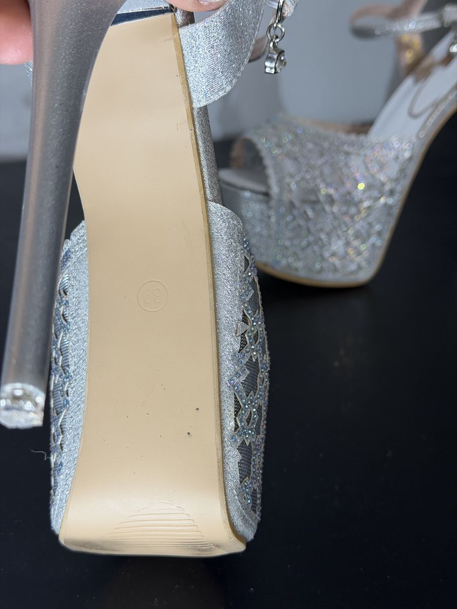 Damenschuhe: Silver Glitter Platform High Heels Size 39 – Neu (gemäss Beschreibung) aus Zürich von fio_hcd2 1