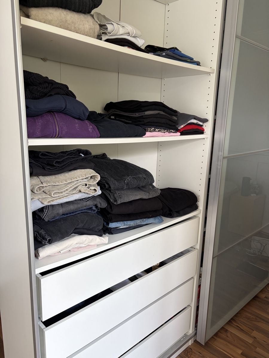 Ikea Armadi: IKEA PAX Schrank mit Schiebetüren  200x236 – Usato da Herisau venduto da Tschibi69 1