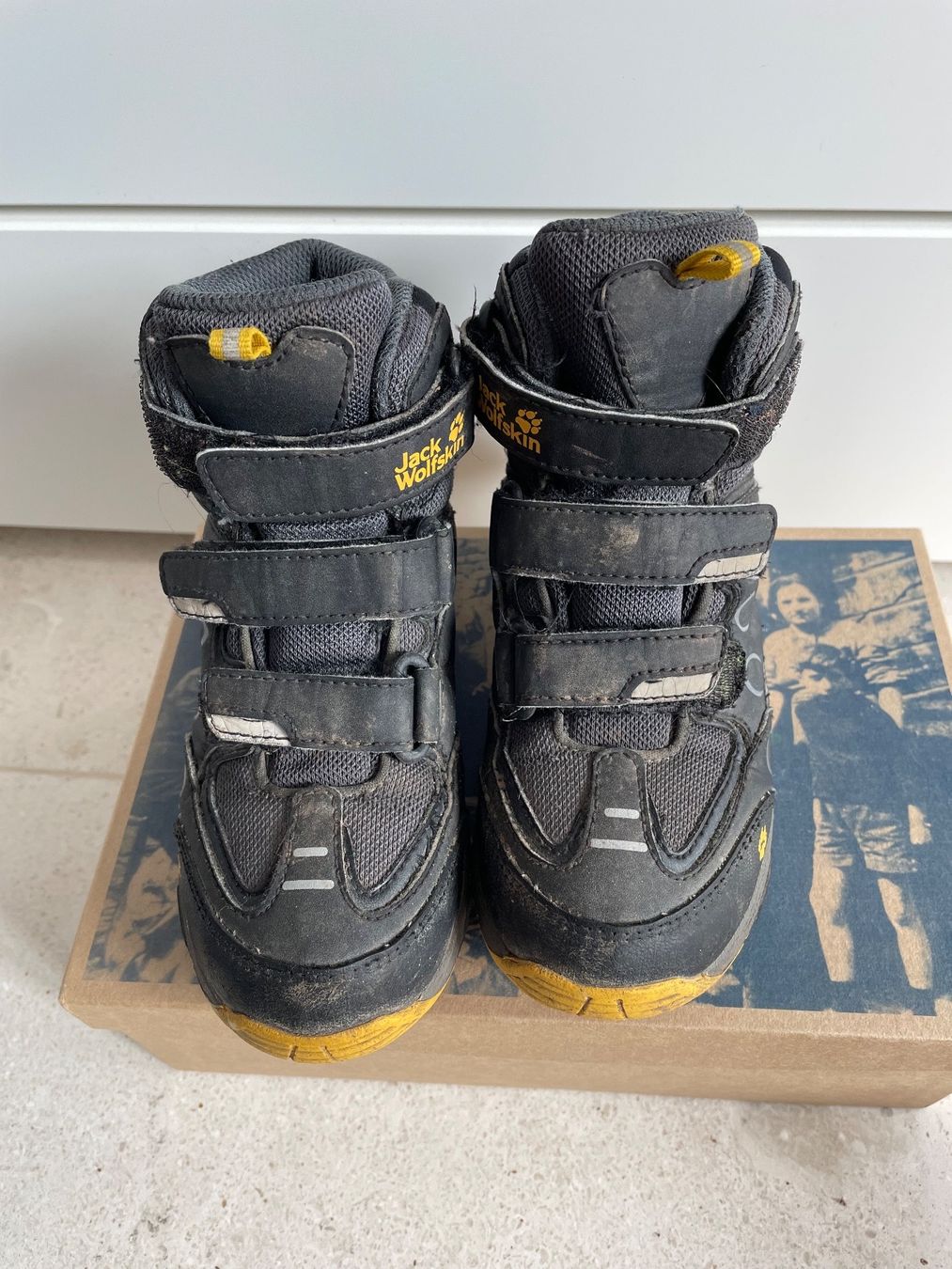 Jack Wolfskin Scarpe per ragazzi: Jack Wolfskin Wanderschuhe Gr 28 – Usato da Zürich venduto da Elodie_s 1
