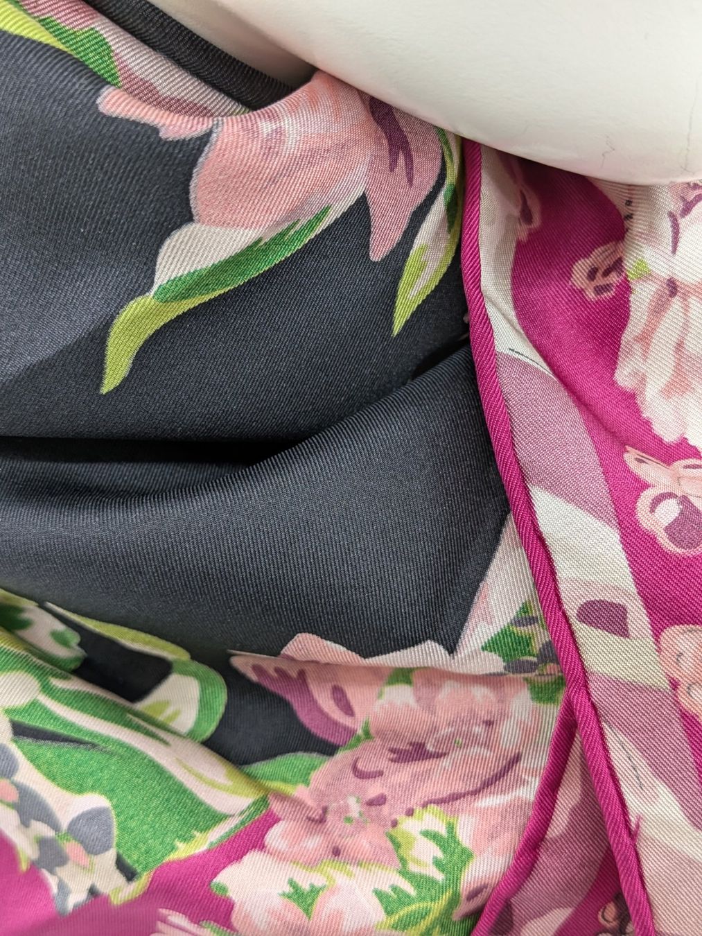 Foulard & Sciarpe: Foulard Codello – Usato da Emmen venduto da magelan 2