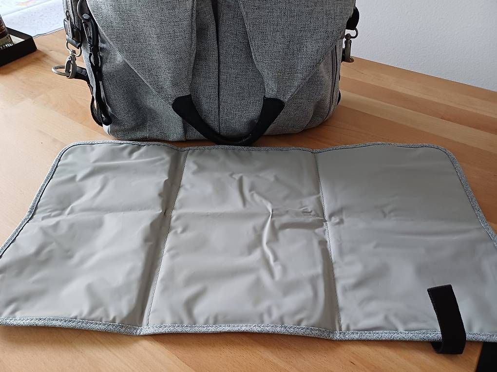 Kindertaschen: LÄSSIG Wickeltasche mit Wickelunterlage – Gebraucht aus winterthur von Sabrina2088 4