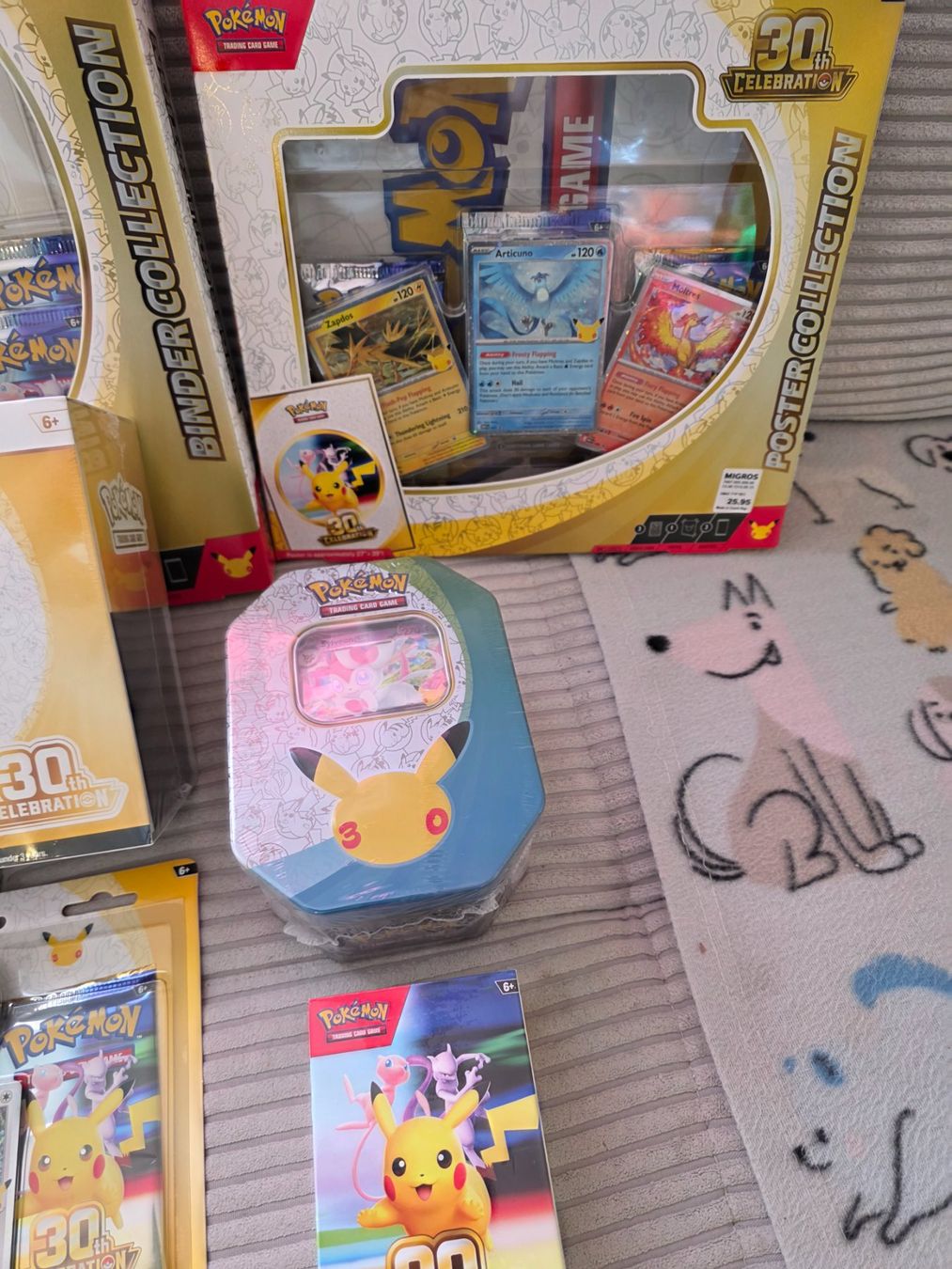 Pokémon Carte collezionabili: Pokemon 30th Anniversary Big Bundle EN / Sealed – Nuovo e nell'imballaggio originale da Berikon venduto da dc8_6y8n 3