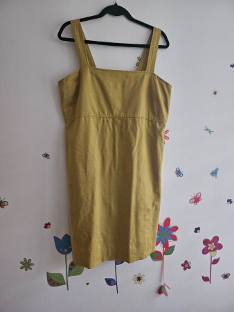 Robe d'été Uniqlo moutarde, taille XL, parfaite saison!