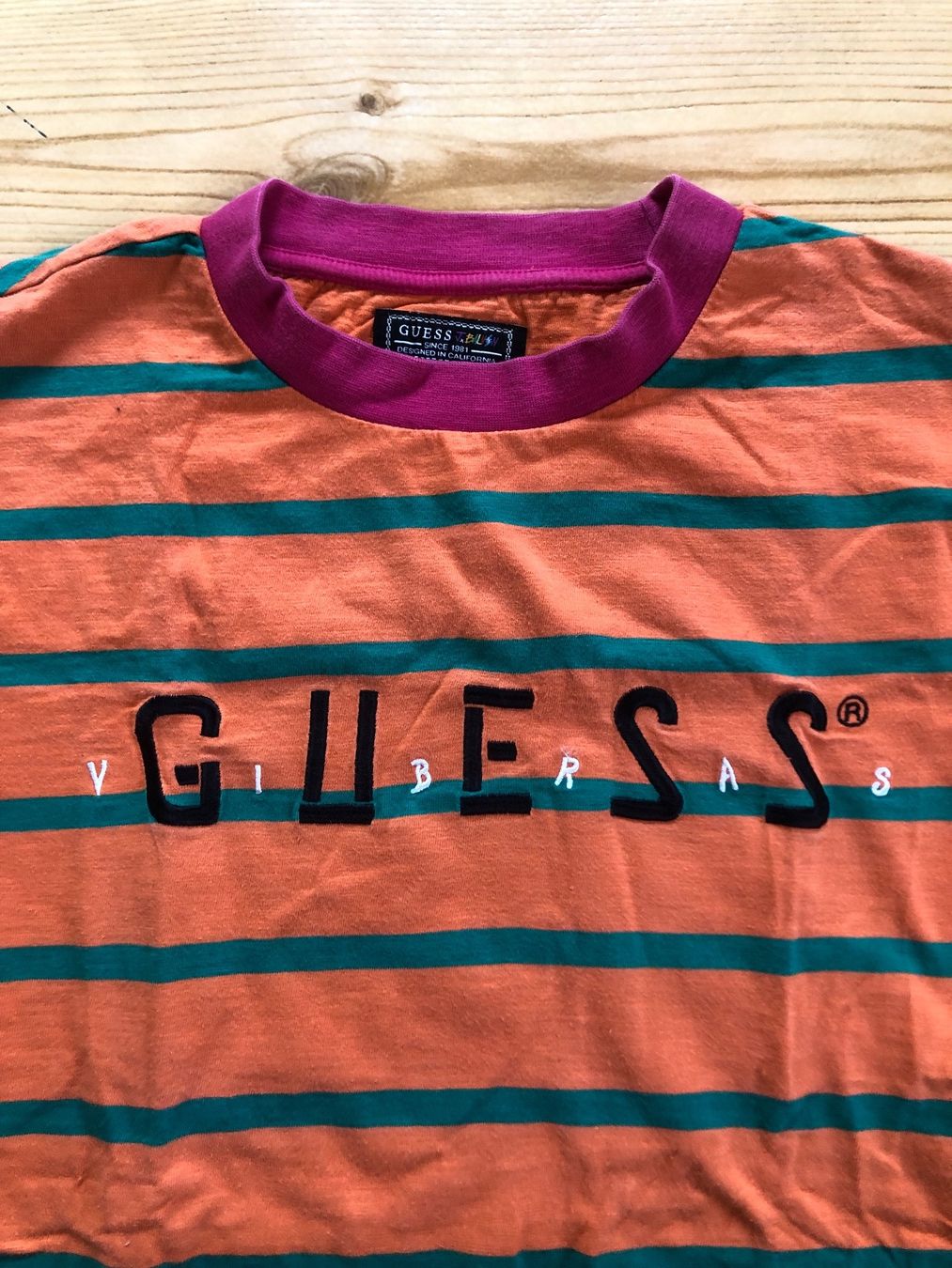 Guess T-shirt: T-shirt baggy – Usato da Bulle venduto da sop_ct6x