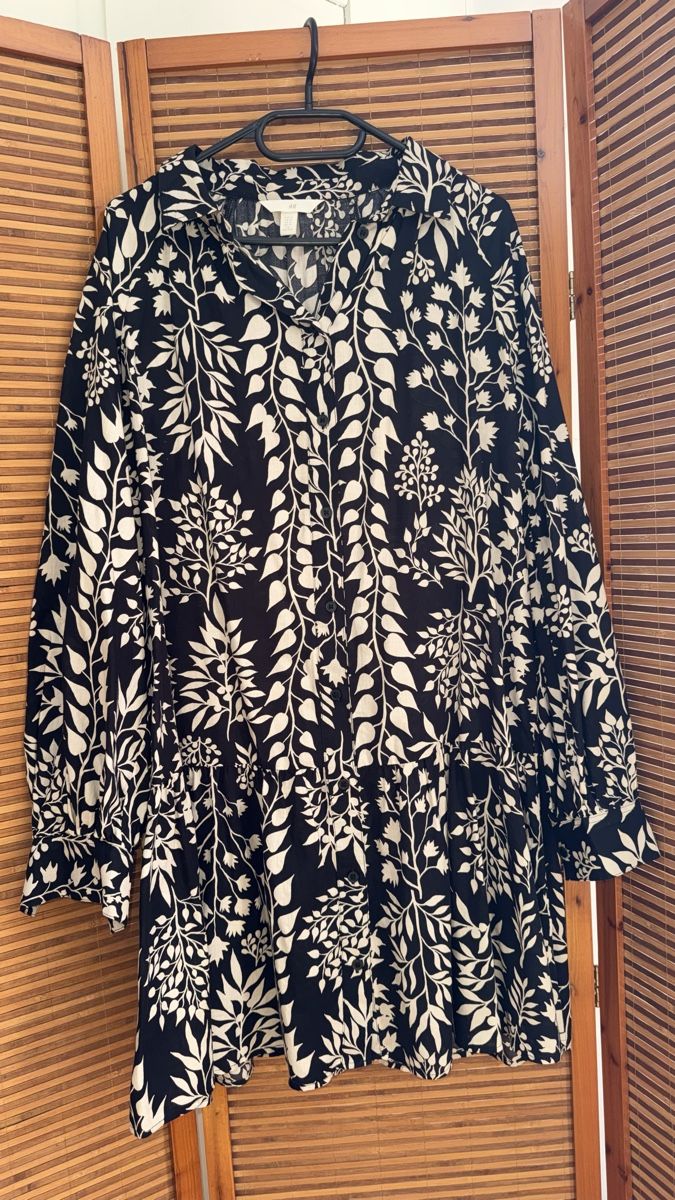 H&M Kleider: Kleid/Tunika, H&M, M – Gebraucht aus Gümligen von morticiaaddams