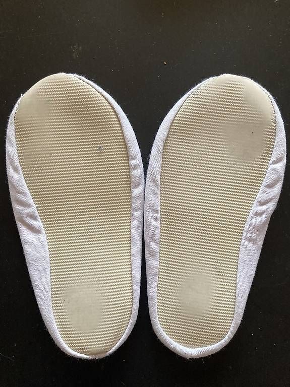 Chaussures garçon: Turn Schlärpli, Gr 27 – D'occasion à Zürich par aqualina77 1