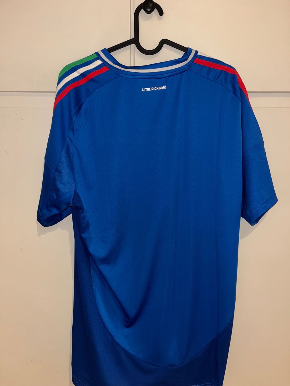 Adidas Canottiere & Pantaloni: Original Italien Heimtrikot 24/25 – Nuovo e nell'imballaggio originale da Dällikon venduto da Gia_7d57 1