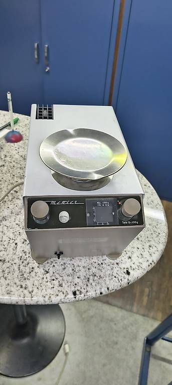 Accessori da laboratorio: Mettler P1200 Präzisionswaage – Usato da Rüedisbach venduto da Onlinemarkt