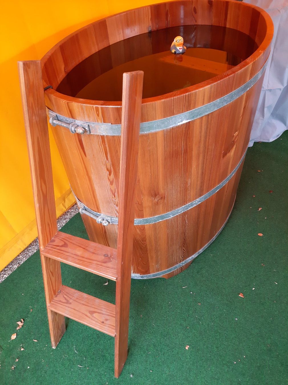 Baignoires: Tauchbecken/Badepott – D'occasion à Schlatt TG par Lumpel 1