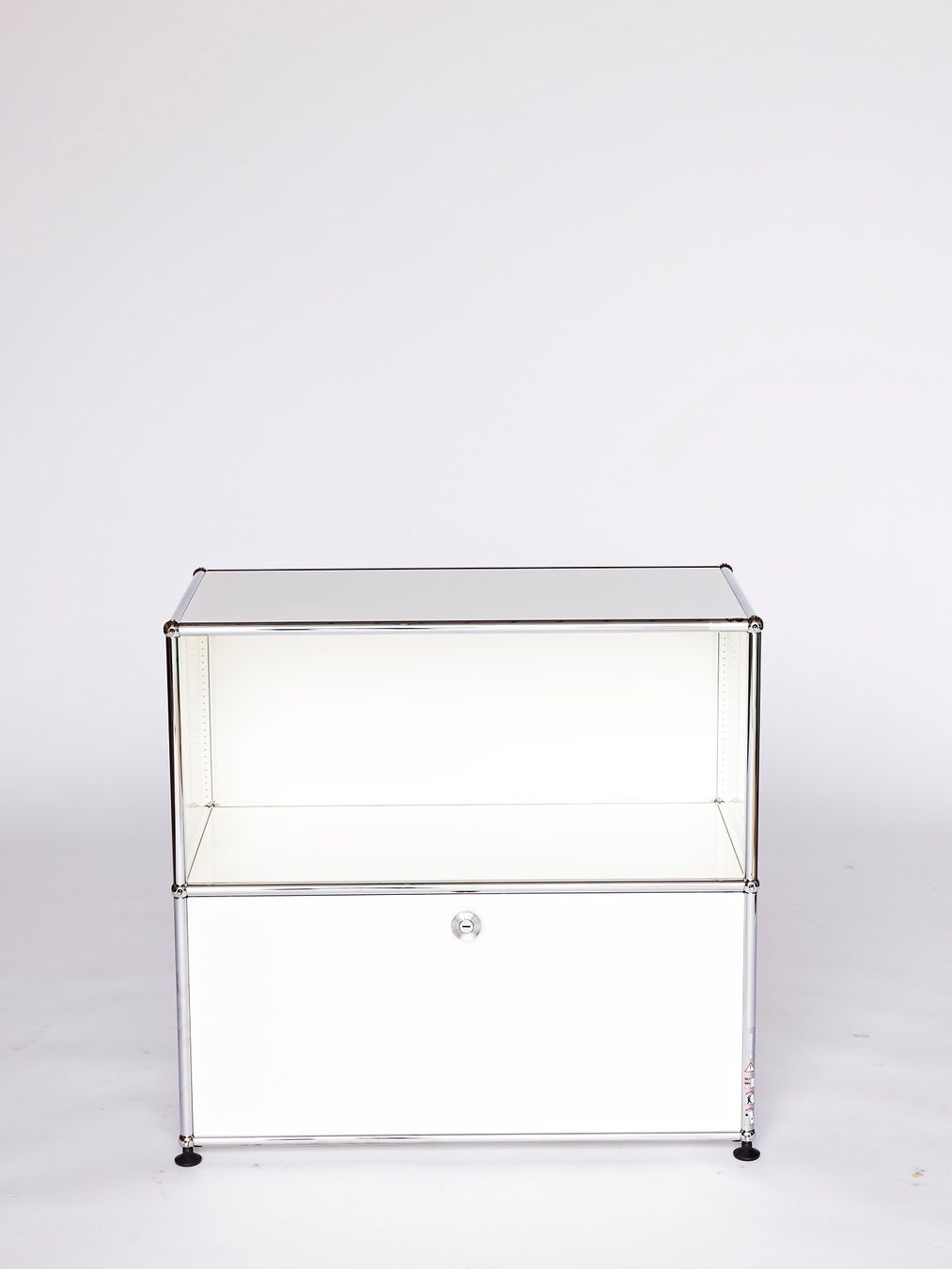 USM Scaffali: USM Haller Sideboard, weiss, NEU – Usato da Lenzburg venduto da Buerokonz