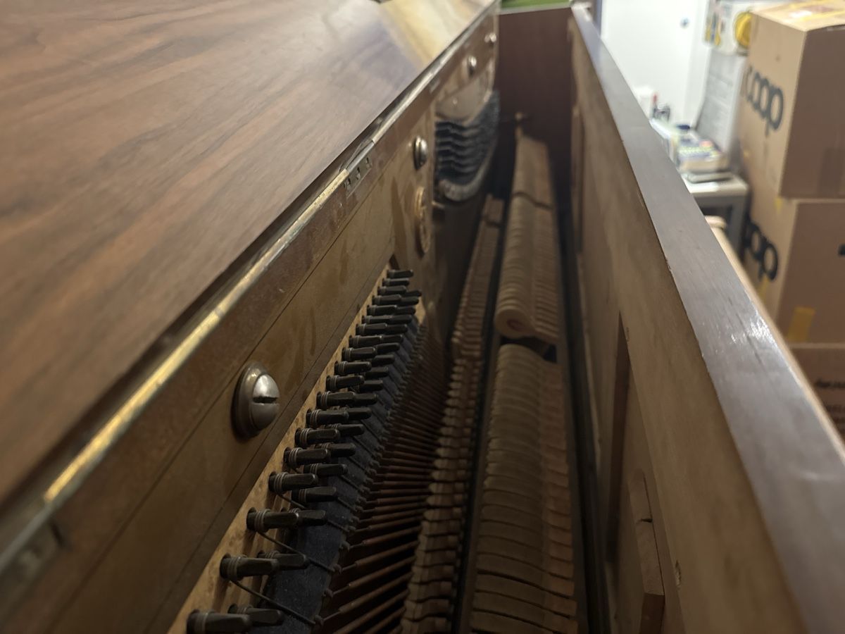 Strumenti musicali: altes Klavier aus holz – Usato da Wädenswil venduto da mae_t9ps 4