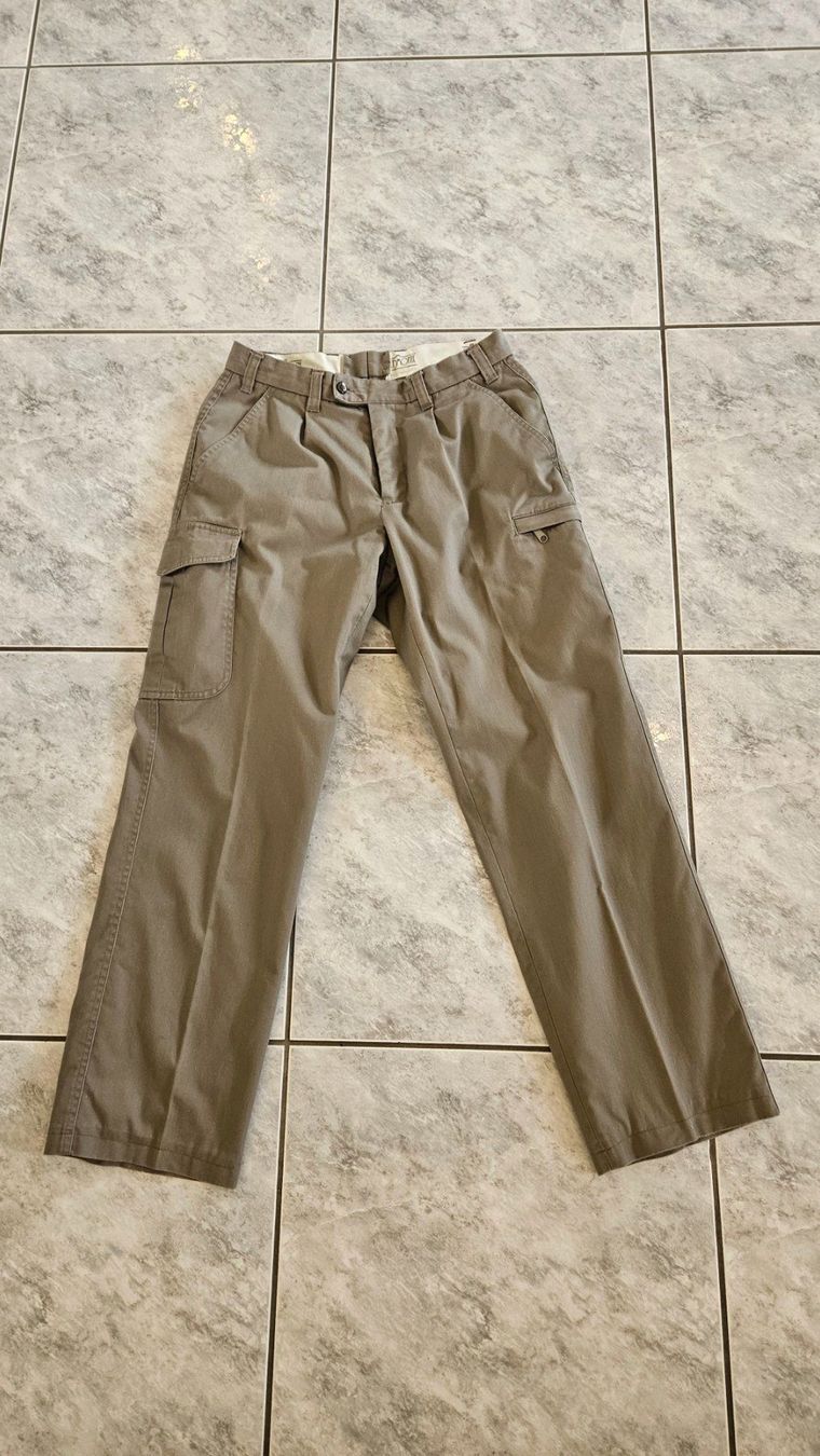 Pantaloni: Herren Edmonte Cargo Hose, Khaki, Gr. 46 Freizeithose – Usato da Gossau ZH venduto da fashiontwo 3