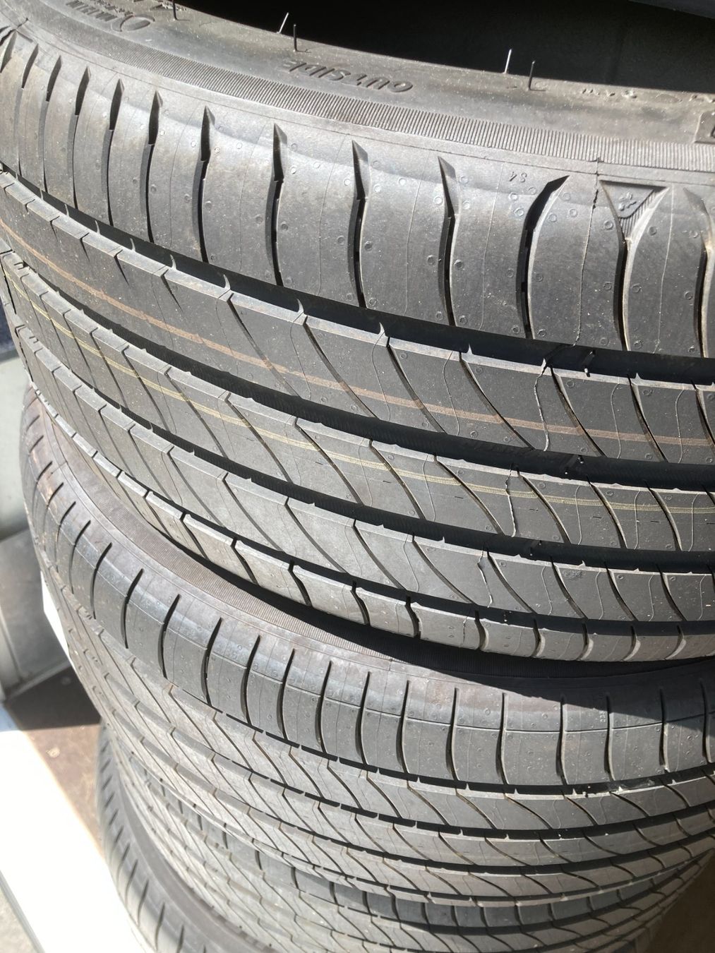 Michelin Pneus & Kompletträder: Sommerpneu 225/45R17 Michelin – Gebraucht aus Cham von WB2223 1