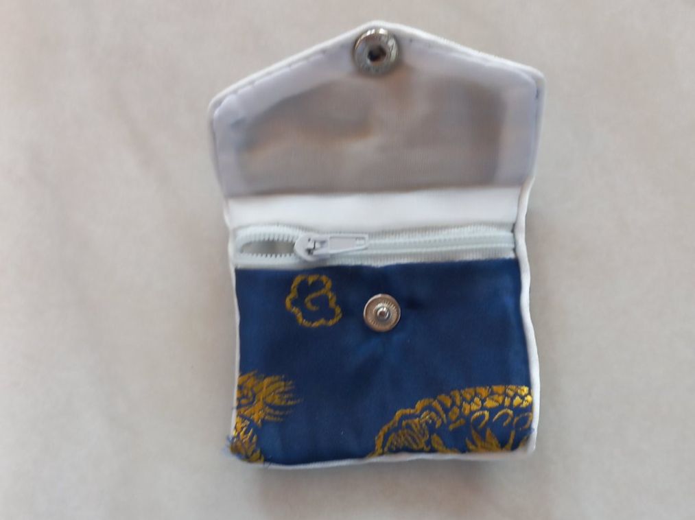 Borse: China Seiden Schmuck Tasche 7x6,5cm – Nuovo e nell'imballaggio originale da Winistorf venduto da acreativ4 1