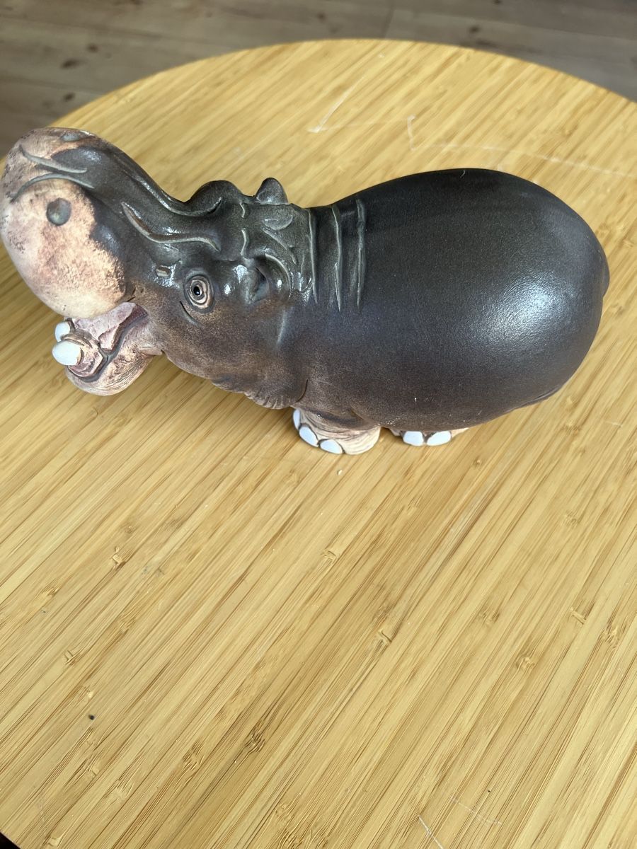 Figuren: Nilpferd – Gebraucht aus Laufen von groove60 2