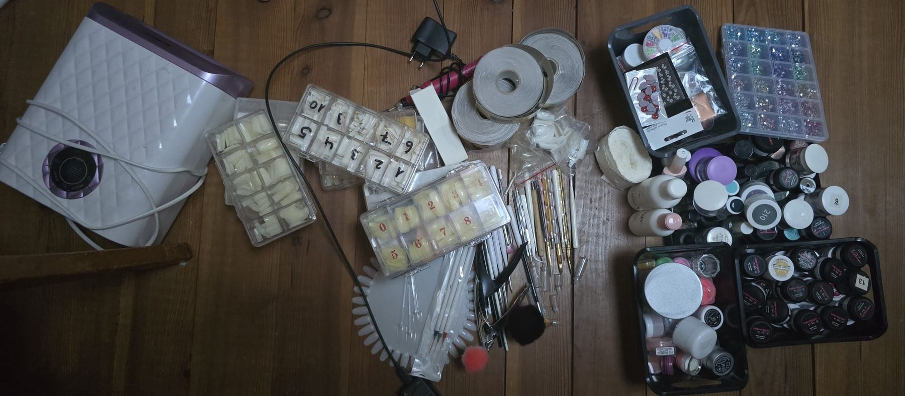 Künstliche Fingernägel: Nagelstudio Set Zubehör & Geräte – Gebraucht aus Ossingen von Jaxina 1