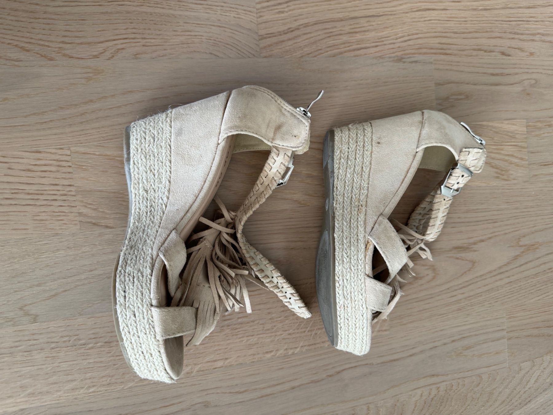 Scarpe da donna: Schōne Damen Schuhe Gr 36 – Usato da Winterthur venduto da Alp9 7