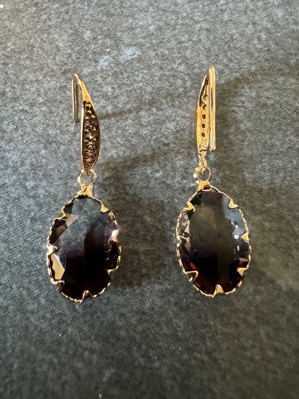 Ohrringe & -stecker: Ohrringe mit schwarz-grauem Zirkonia – Neu (gemäss Beschreibung) aus Dübendorf von Sonibell 1