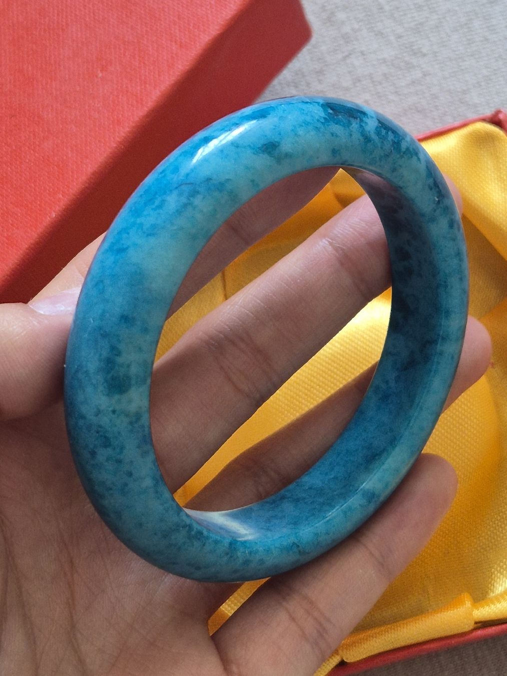 Armbänder & -reifen: bangle en pierre bleu – Gebraucht aus Villars-sur-Glâne von dia_2q2l 1
