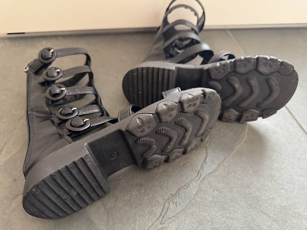 Schuhe für Jungen: Kinder Römersandalen, Gr. 33 – Gebraucht aus Weisslingen von Avocet 4