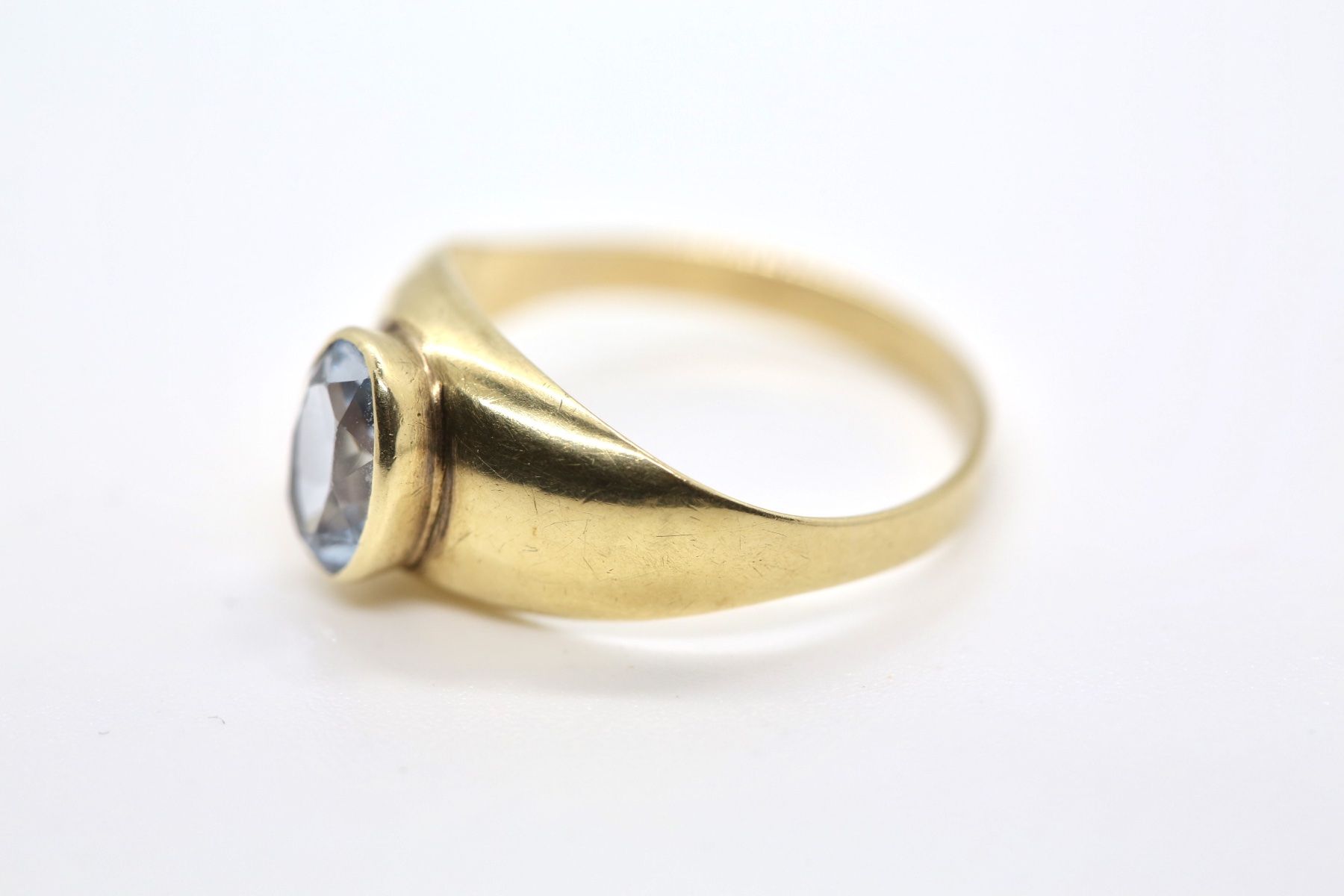 Anelli: Goldring 14K mit hellblauem Stein – Usato da Reinach BL venduto da Han-Numismatik 2