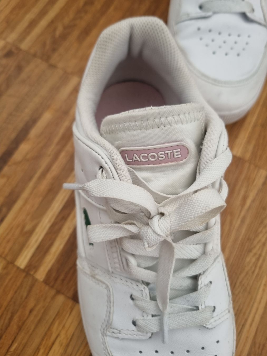 Lacoste Scarpe da donna: Lacoste Sneaker Gr. 38 – Usato da Meilen venduto da Angelinaa98 2