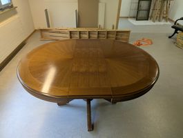 Esstisch aus Holz, ausziehbar, rund und braun