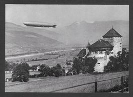 Vaduz mit Luftschiff Graf Zeppelin