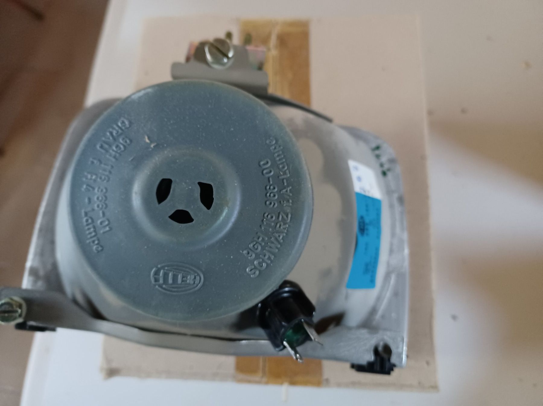 Hella Fari: Scheinwerfer Ford Fiesta – Usato da Immensee venduto da bubi19 1
