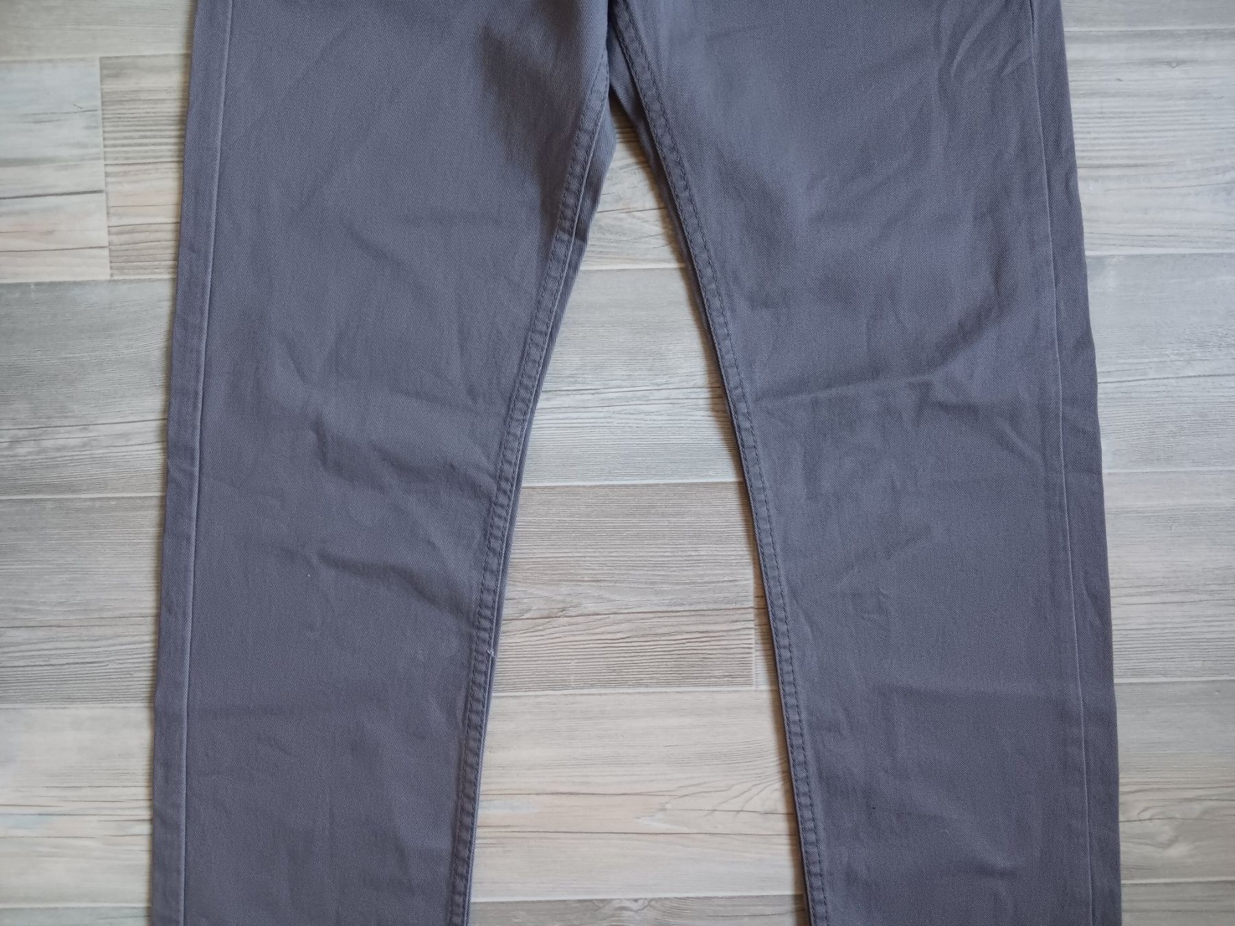 Lee Jeans: LEE Jeans taille / Grosse 30 – Usato da Cossonay-ville venduto da Super-Price-Quality 2