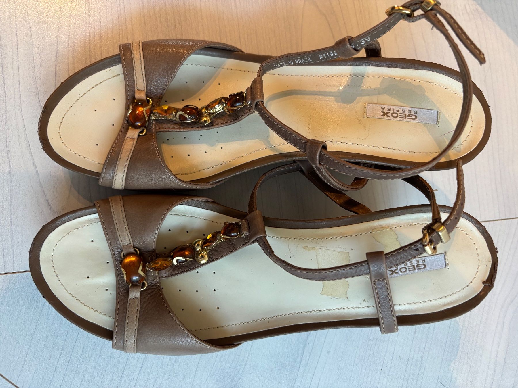 Geox Scarpe da donna: Sandale marque Géox – Nuovo (secondo la descrizione) da St-Blaise venduto da Chemar 2