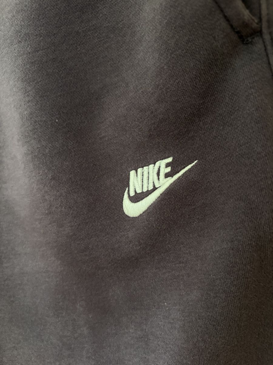 Nike Pantaloni: Nike Sweatpants – Usato da Zürich venduto da valentin.abend 3