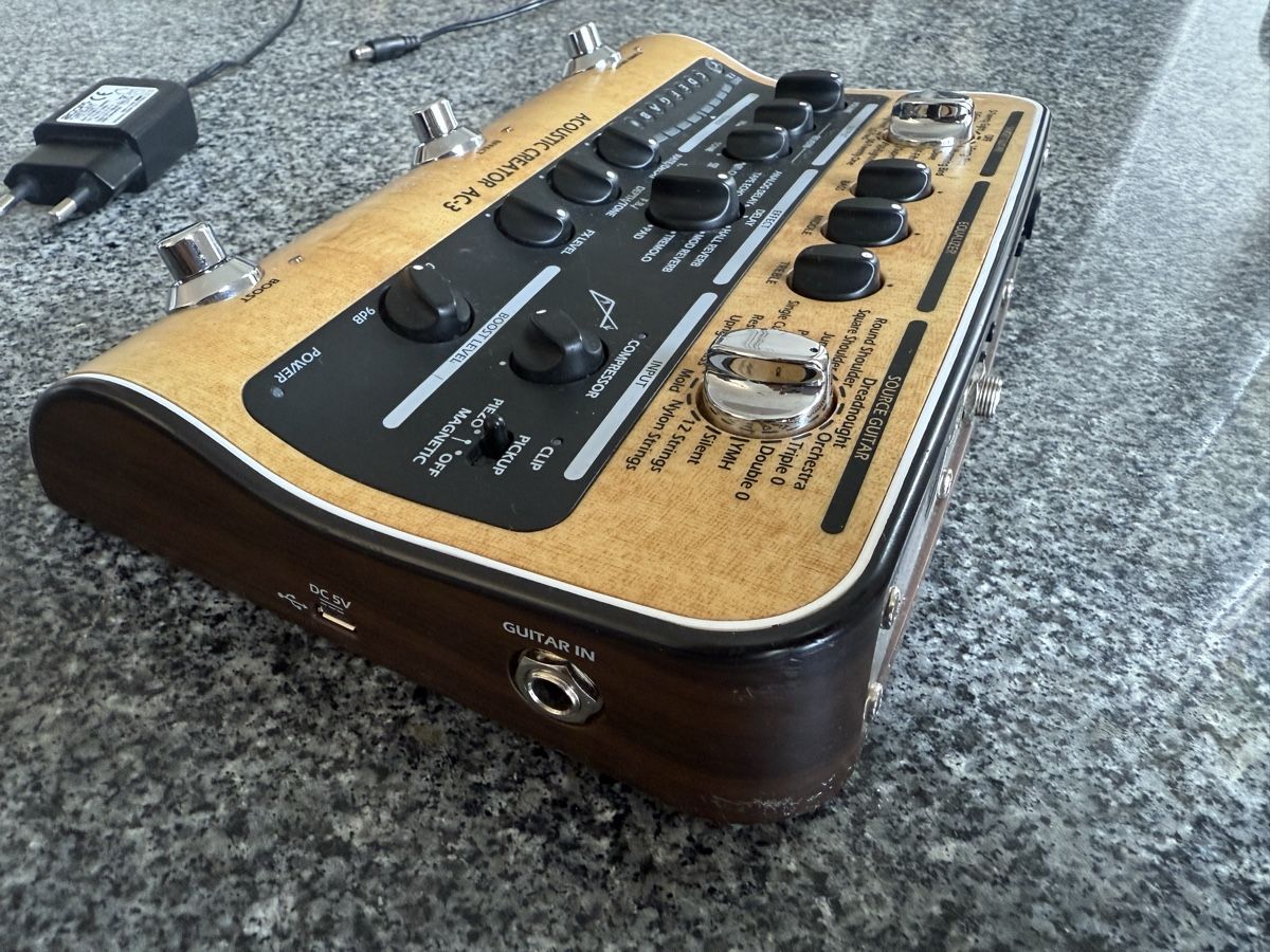 Zoom Strumenti musicali: Zoom acoustic creator AC-3 Pedale  – Usato da Vevey venduto da vui_98f5 3