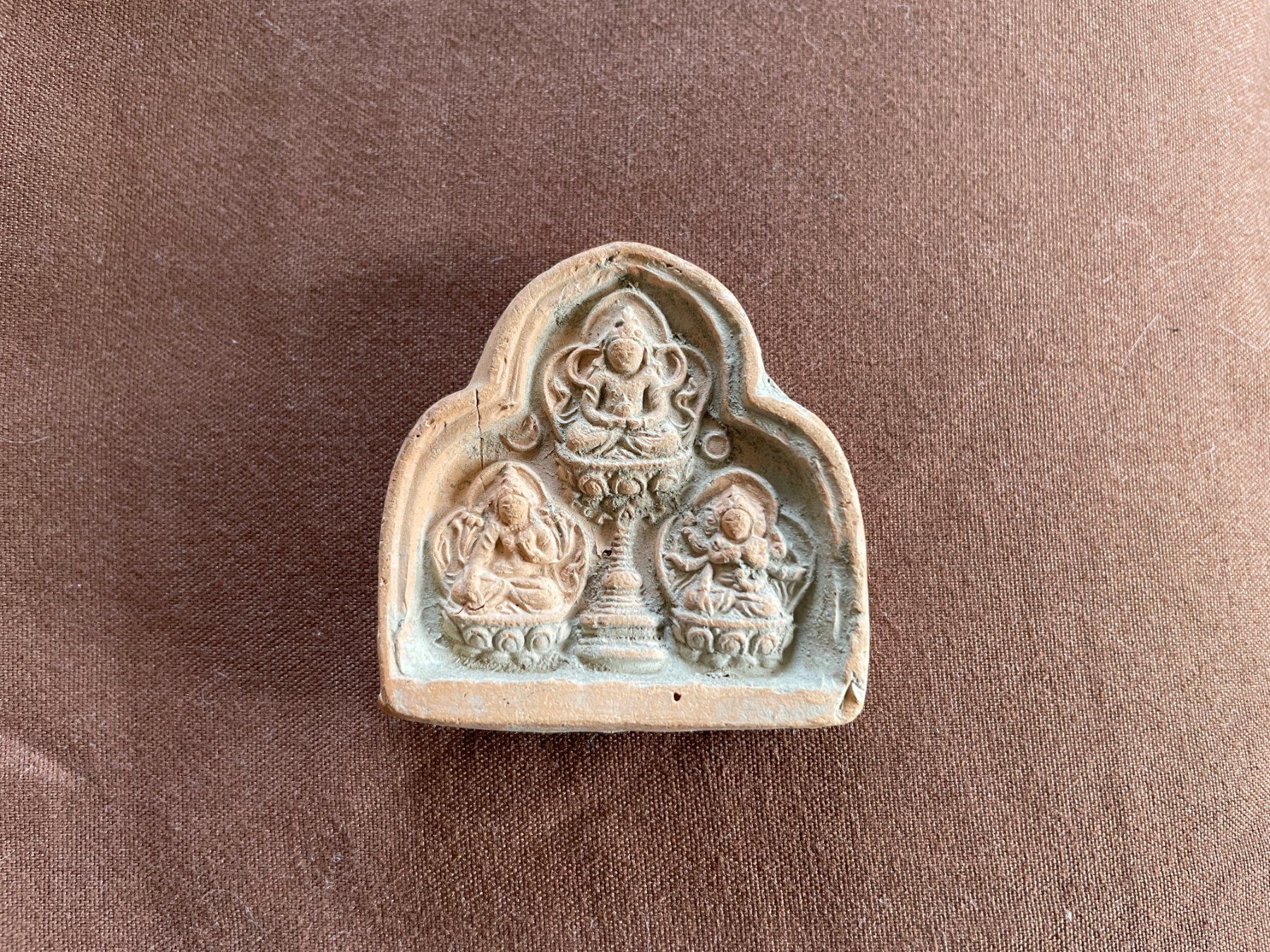 Statuette: Amulette tsa-tsa du Tibet – Usato da Cernier venduto da Tashi_Delek 1