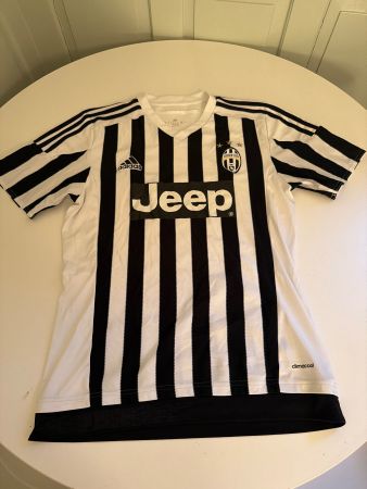 Juventus Trikot Adidas Jeep Grösse M gebraucht