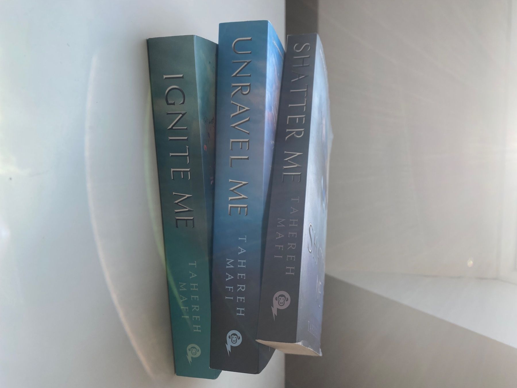 Libri: Shatter Me- Tahereh Mafi – Nuovo (secondo la descrizione) da Olten venduto da annnnaaab 2