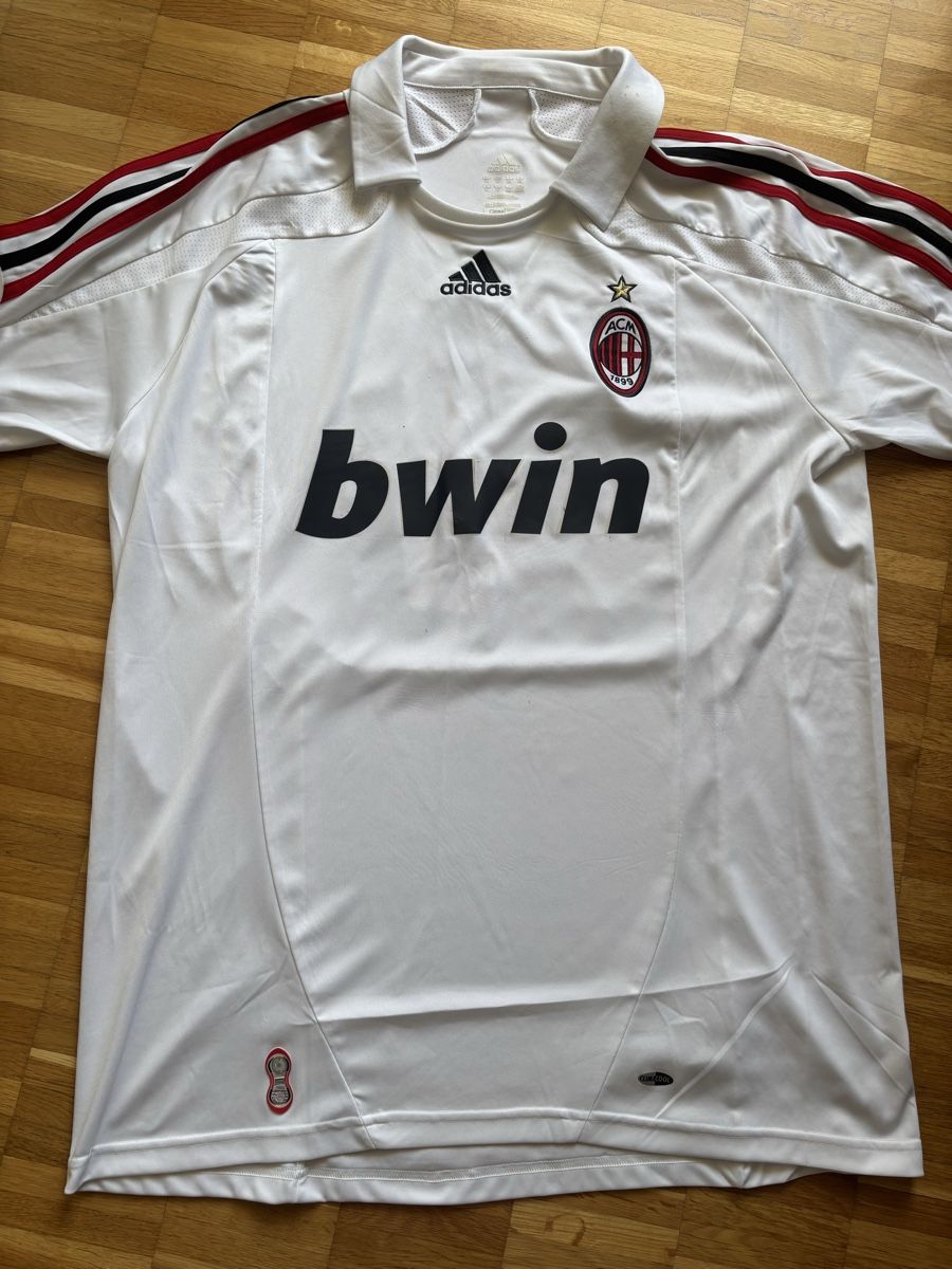 Adidas Canottiere & Pantaloni: AC Milan Trikot Ronaldo – Usato da Zürich venduto da ChampShirts 1