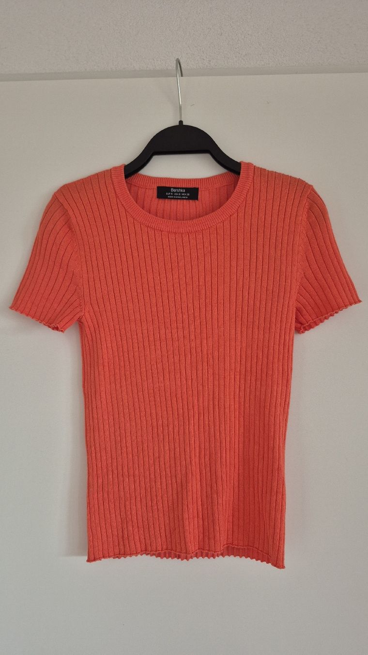 Bershka T-shirt: T-shirt saumon – Nuovo (secondo la descrizione) da Villars-sur-Glâne venduto da ninisabri