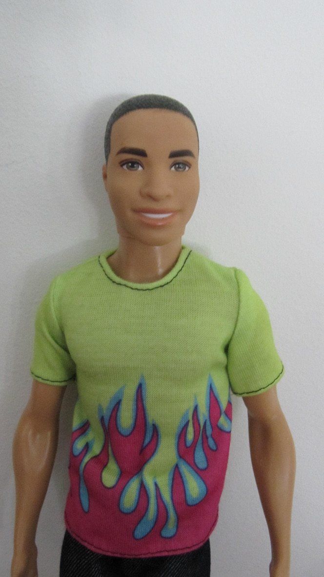 Puppen: Ken Puppe mit Flammen-Shirt – Gebraucht aus Brunnen von Kiwiland1 1