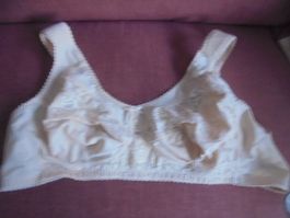 BH Haut Gr. 115B, Marke Rosalie NEU