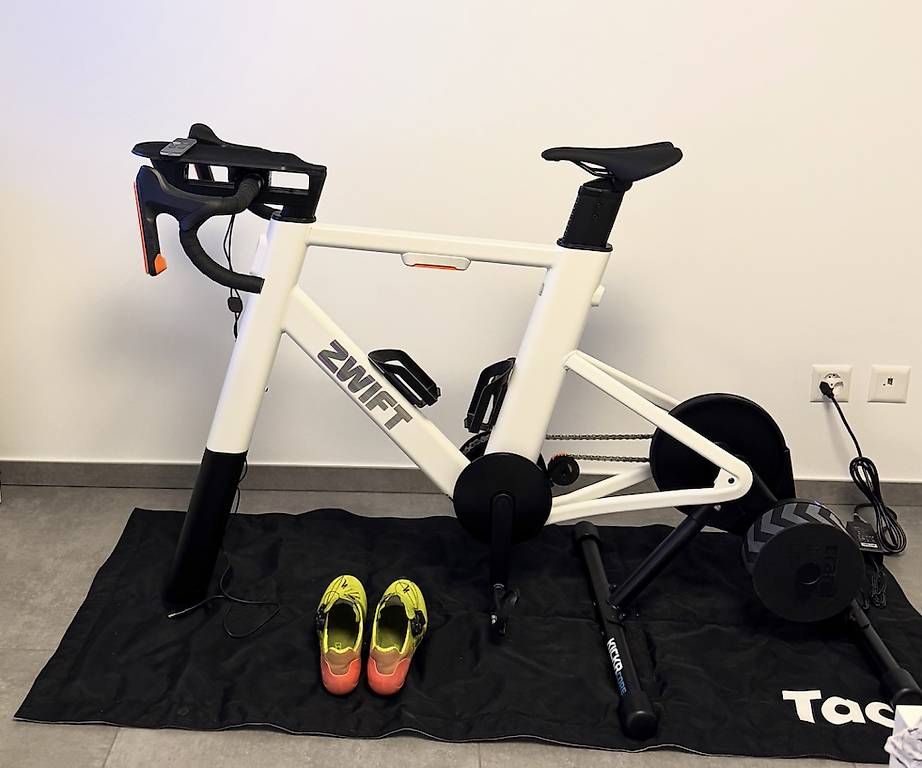 Hometrainer: ZWIFT RIDE WITH KICKR CORE 2 – Usato da Robasacco venduto da nark80