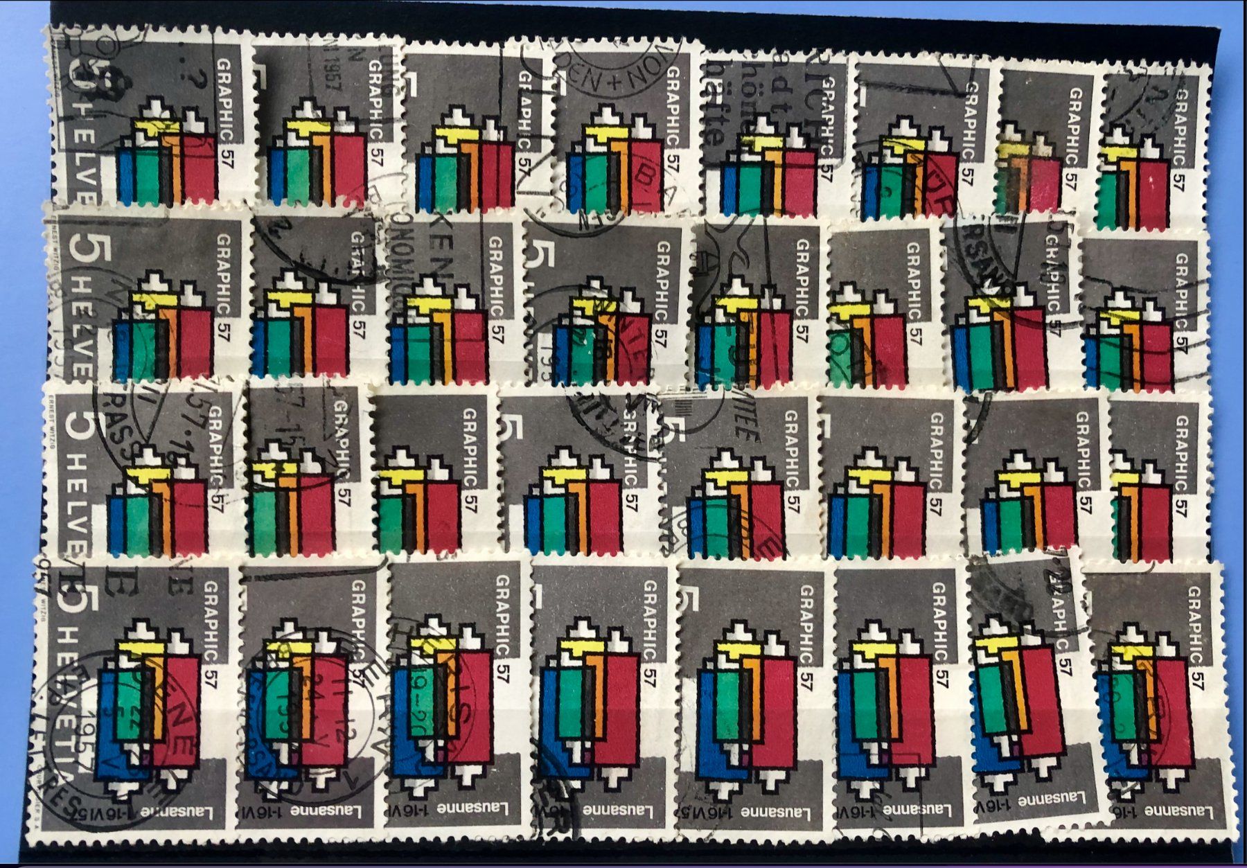 Tutti i francobolli: Nr.328 Graphic 57 mit Stempel     – Usato da Aarau venduto da Billa007