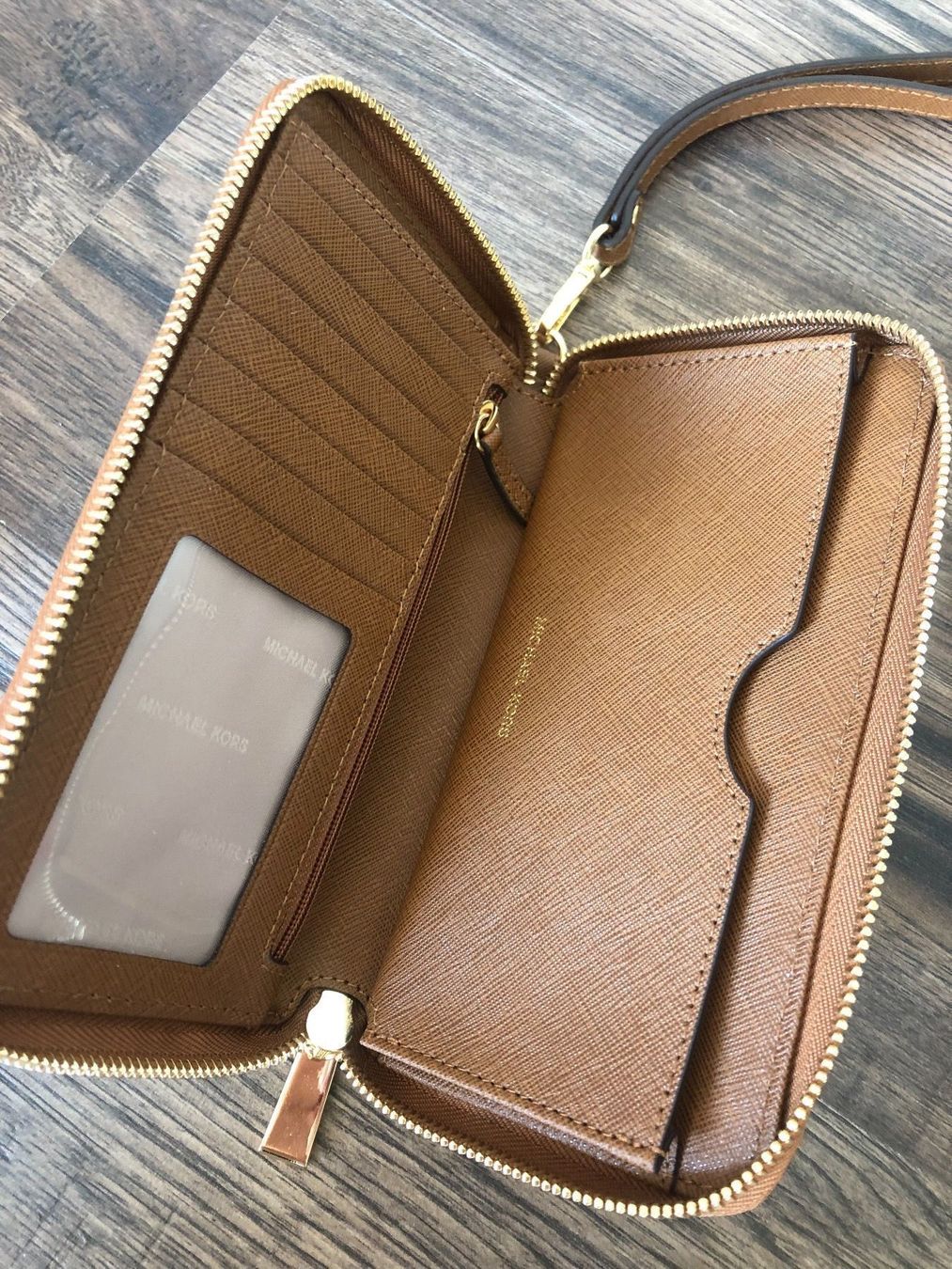 Michael Kors Portamonete: Original Michael Kors Portemonnaie NEU – Nuovo (secondo la descrizione) da Buchs ZH venduto da crazyhandbaggirl123 3
