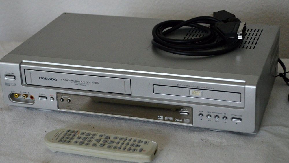 Combo VHS/ DVD Daewoo SD8800S Kaufen auf Ricardo