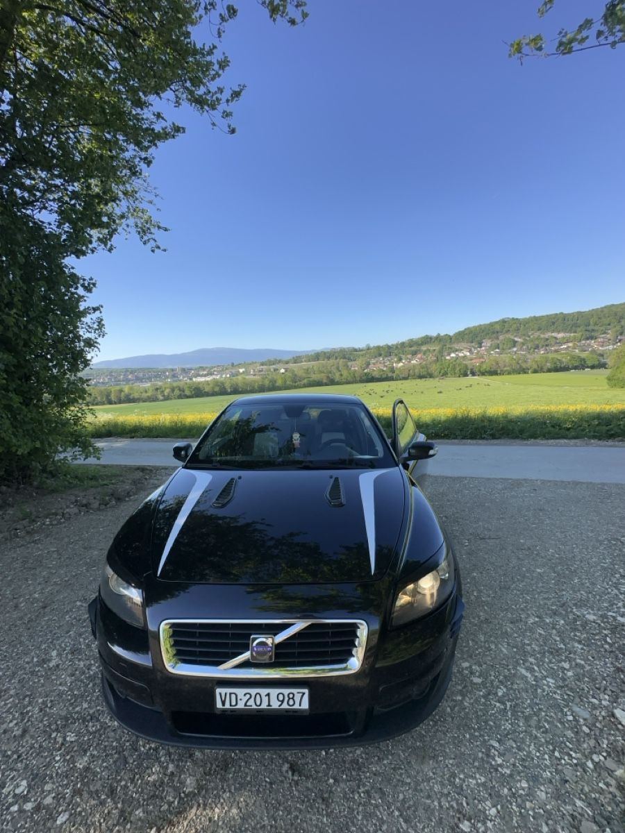 Volvo Autos: Volvo C30 2.0D Coupé - 2008 - URGENT – D'occasion à Eclépens par Selimalper