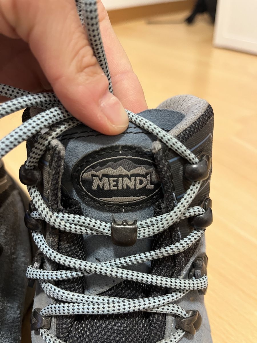 Meindl Scarpe da donna: Meindl Wanderschuhe 🥾 – Usato da Bern venduto da Annkristin 3